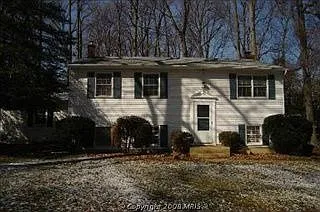 626 Cedarwood Ln photo 1