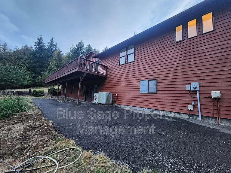 1965 Baker View Dr — Photo 39