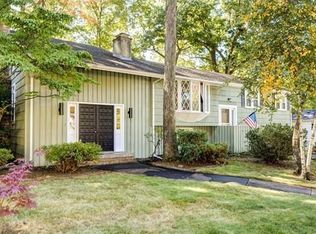 12 Hillside Dr, Shrewsbury, MA 01545