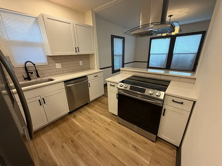 1130 Wilson Ave #1 — Photo 11
