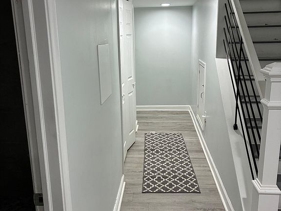 Room 3 lower level hallway