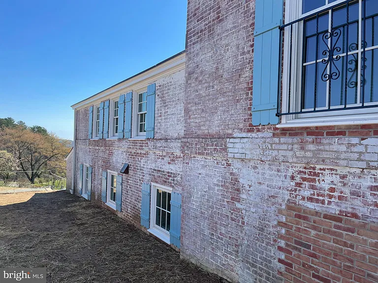 2601 Butler Rd — Photo 2