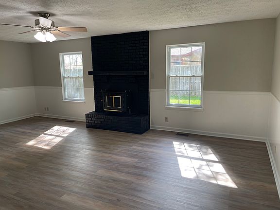 5th image of 502 N Odell St
