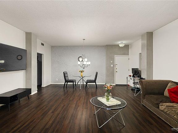 2nd image of 600 Wichita Ave APT 207