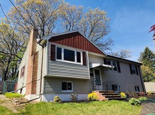 95 Glenellen Rd, West Roxbury, MA 02132