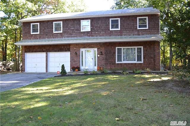 1st image of 10 Marcella Ct