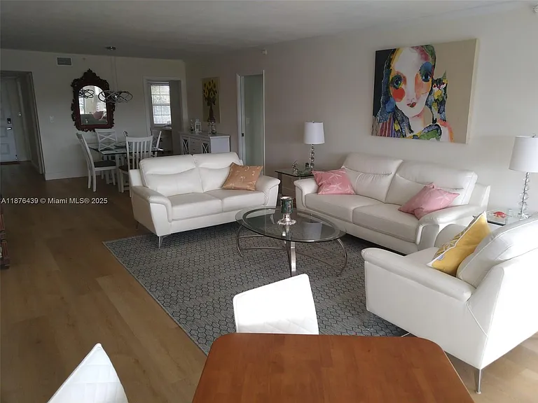 3510 Oaks Way #509 — Photo 16