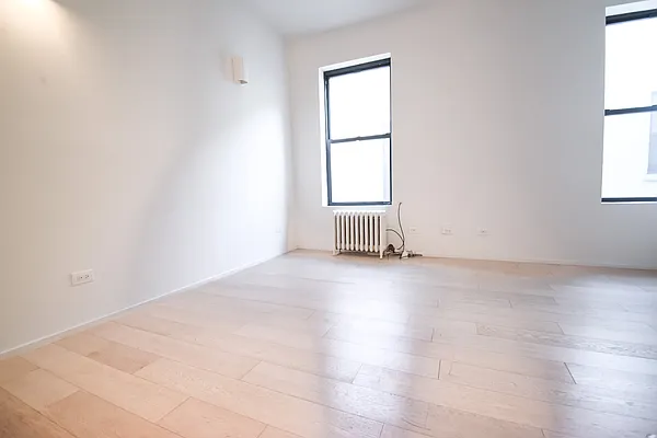 Rented by Skyward | media 22