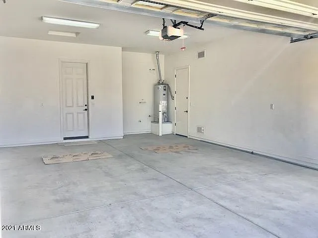 14313 W Alvarado Dr — Photo 25