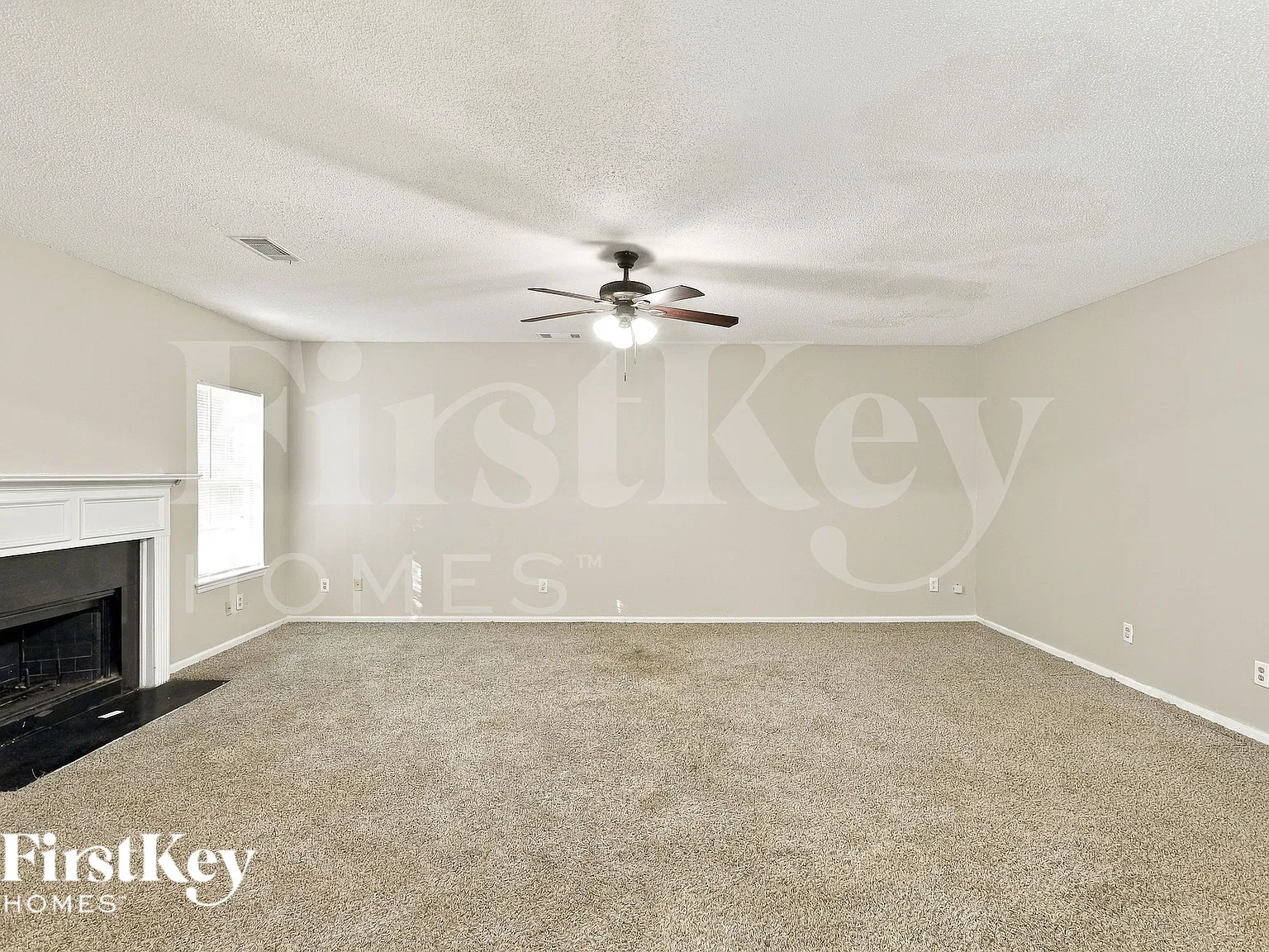 4 bed, 2.5 bath, 2992 sqft, $2,260 — Photo 4