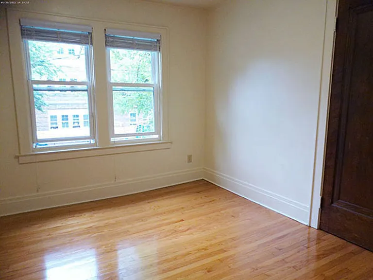 400 Harvard Pl #1 — Photo 22