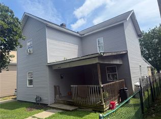 403 5th St NW, New Philadelphia, OH 44663