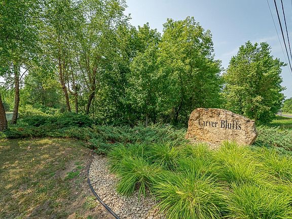 5th image of 615 Carver Bluffs Pkwy