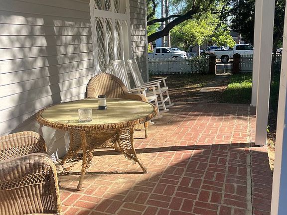 2nd image of 418 Barnwell Ave NW APT 4