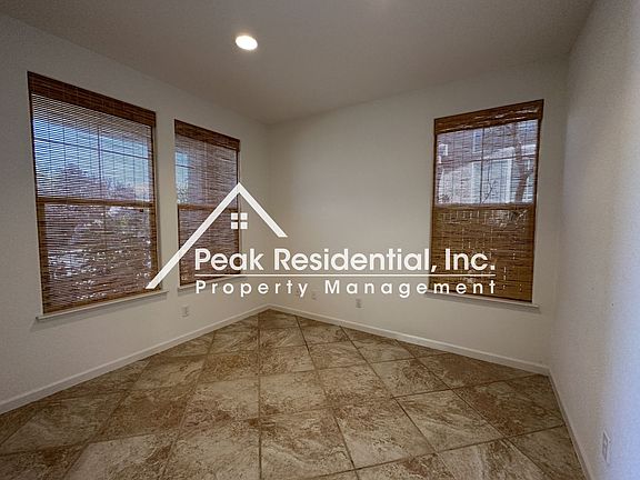 4th image of 10097 Atkins Dr