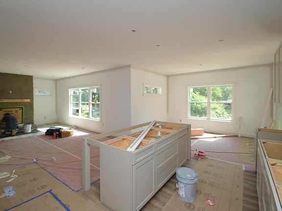 2nd image of 68889 6th St