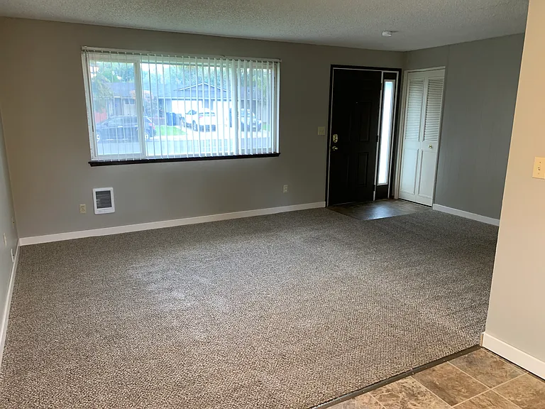 Cascade Village — Photo 77