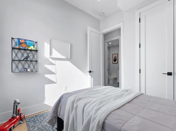 93 Terrace Avenue image 13 of 20