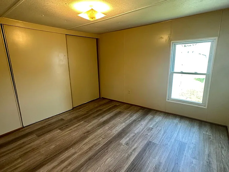 112 Sheeler Ln — Photo 10