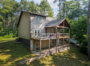 345 Deer Trl, Mineral Bluff, GA 30559