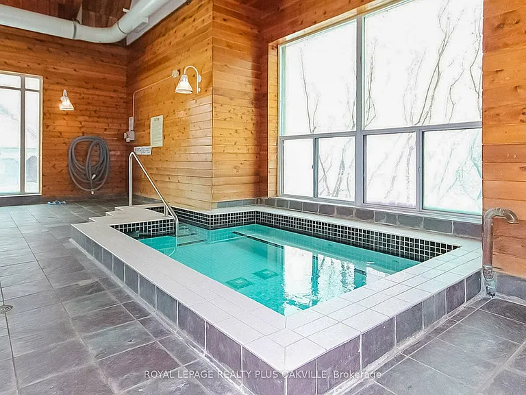 2177 Burnhamthorpe Rd W #1810 — Photo 32
