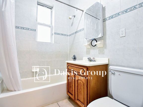 4th image of 18-27 Ditmars Blvd #Gs2