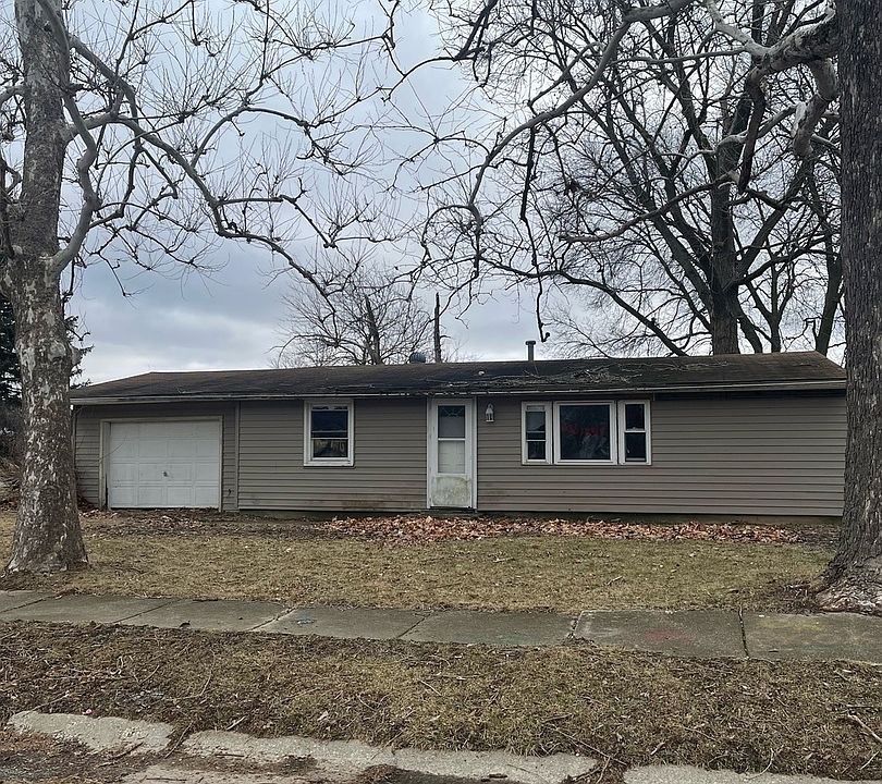 1653 Harper Dr, Rantoul, IL 61866 | Zillow