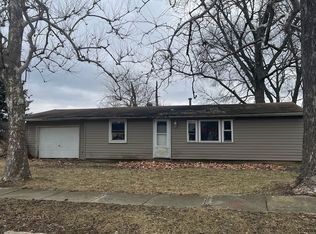 1653 Harper Dr, Rantoul, IL 61866