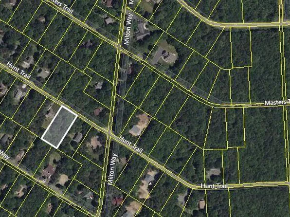 Hunt Trl, Albrightsville, PA 18210