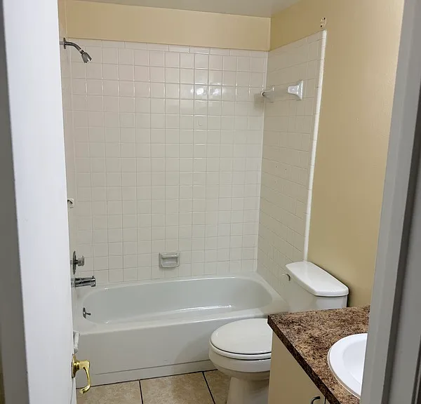 479 Prestwick Pl — Photo 31