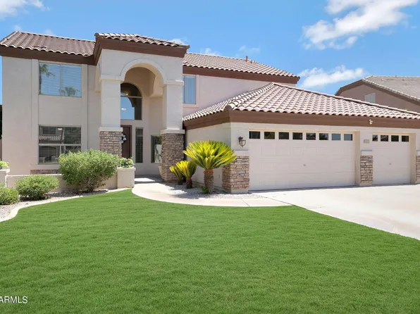 985 S ROLES Drive, Gilbert, AZ 85296