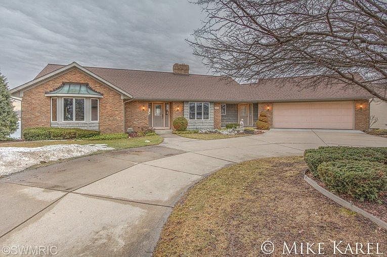 1st image of 8693 Cedar Lake Dr