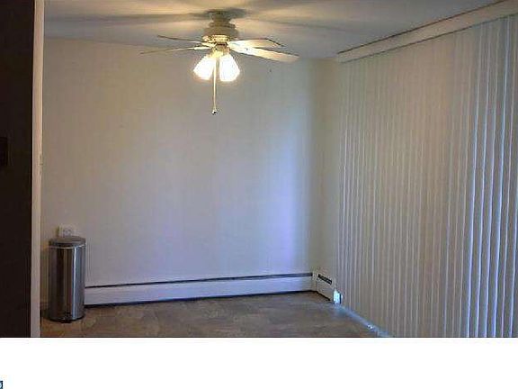 3rd image of 100 E Glenolden Ave APT A3