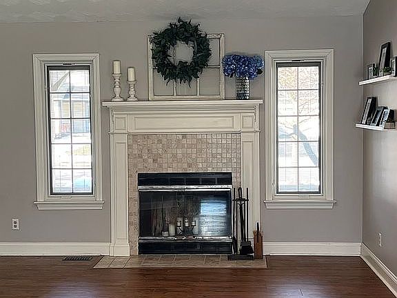 4th image of 3677 Mountshannon Rd