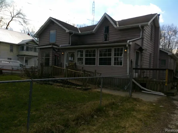 8405 N Vassar Rd, Mount Morris, MI 48458