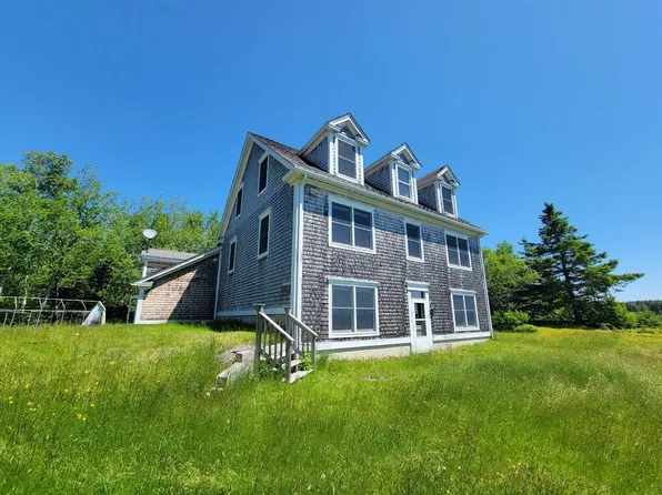 28 Deep Cove Road, Eastport, ME 04631