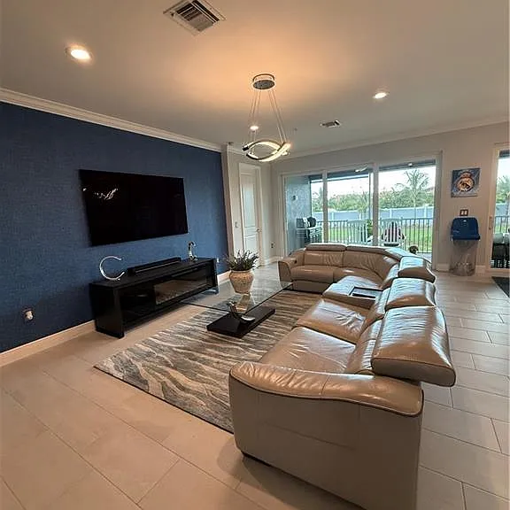 2543 Seychelles Dr #607 — Photo 5