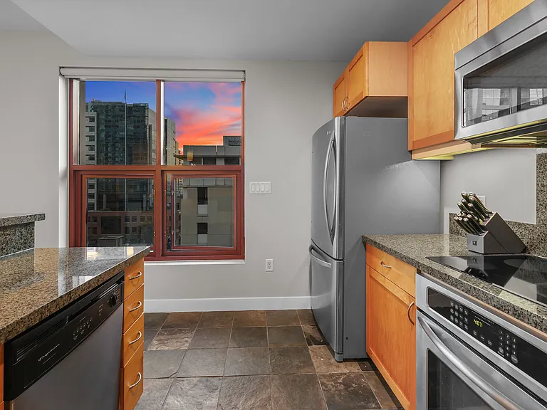 1150 J St #819 — Photo 9