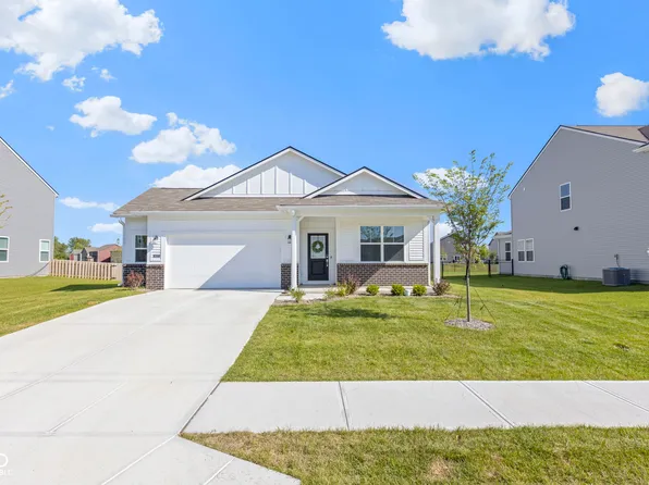 6872 Orchard Run Cir, Whitestown, IN 46075