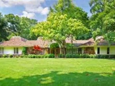 3324 N Adams St, Oak Brook, IL, 60523