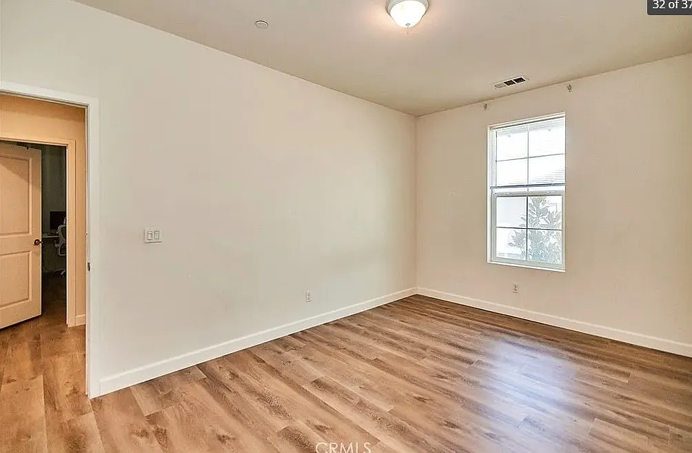 6914 Old Mill Ave — Photo 1