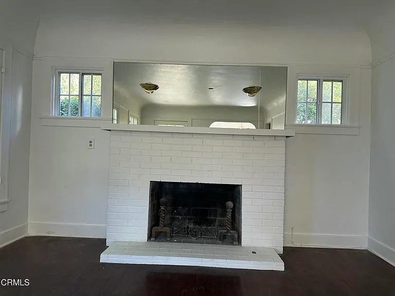 2122 Navarro Ave — Photo 9