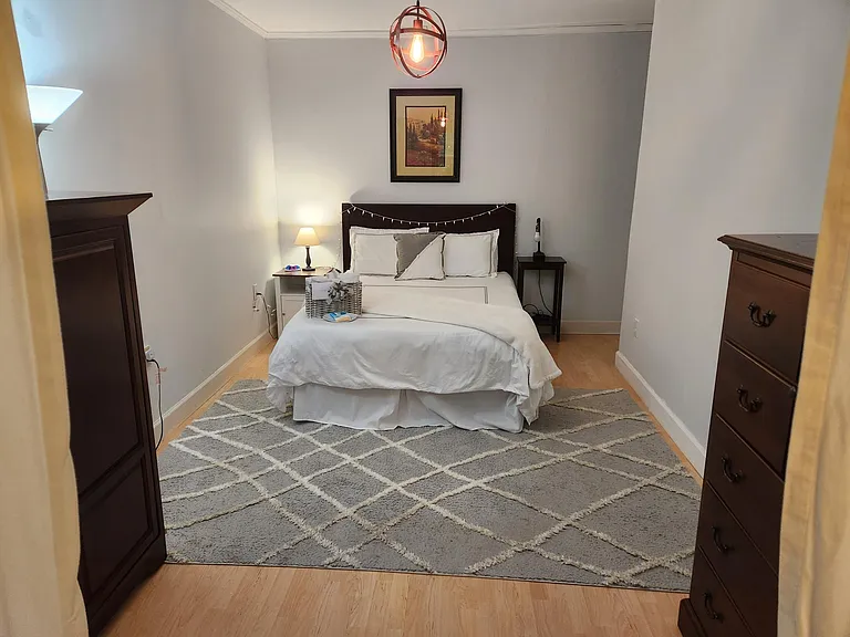 Queen Bed with memory foam mattress