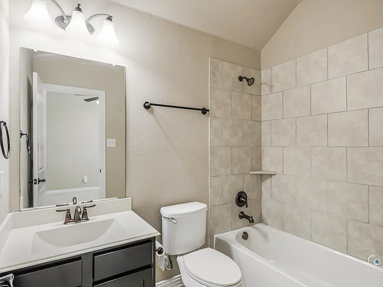 3316 Canyon Lake Dr — Photo 21