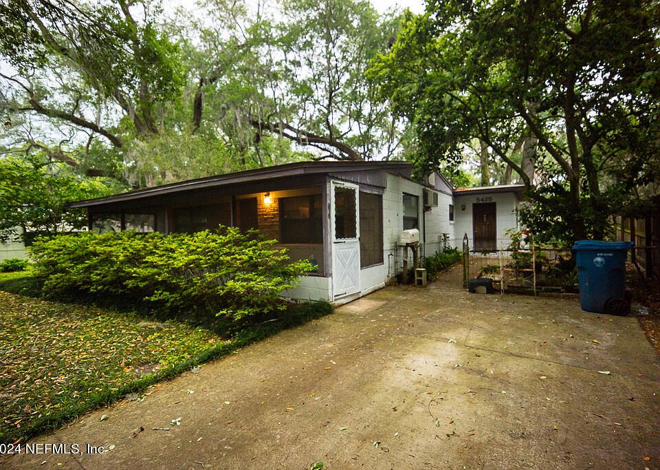 1st image of 5425 WINDERMERE Drive