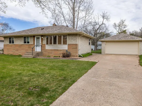 151 Bellwood Ave, Saint Paul, MN 55117