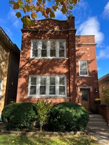 2740 W Agatite Ave, Chicago, IL, 60625