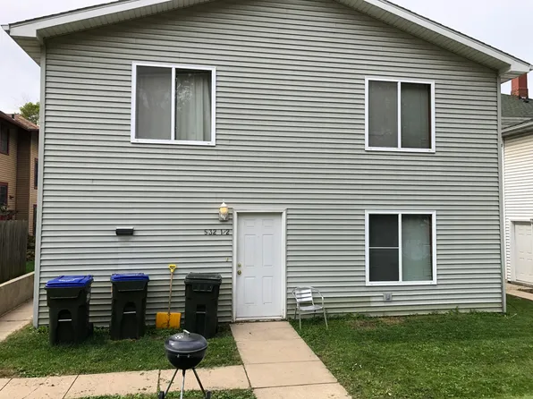 532 1/2 S Dodge St, Iowa City, IA 52240