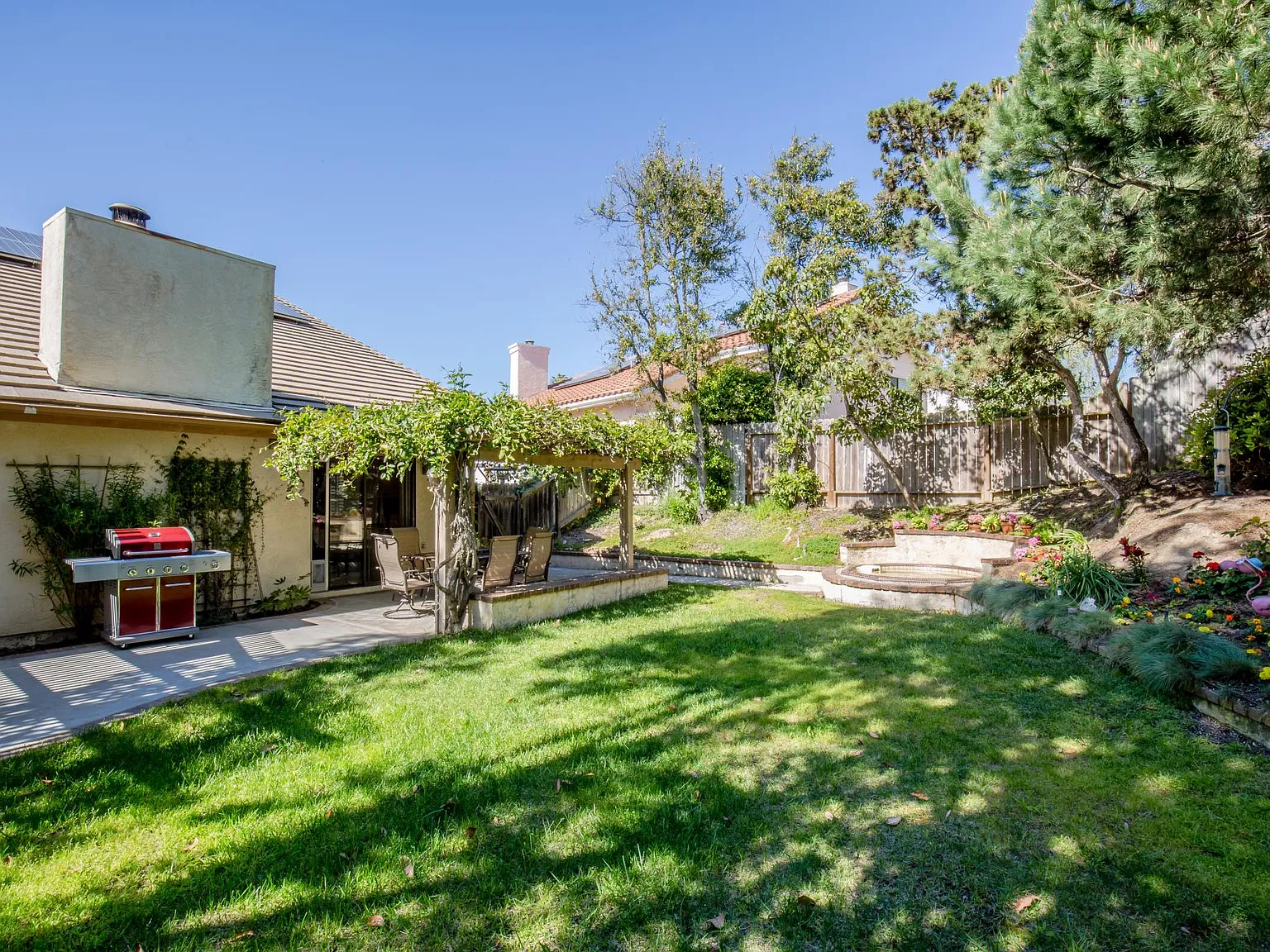 3258 Lower Ridge Rd — Photo 4