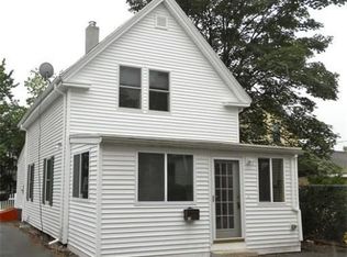 14 Leavitt Pl, Lynn, MA 01902